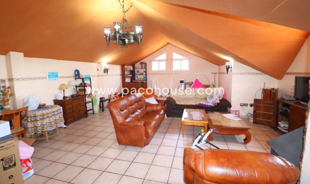 Resale - Villa -
Lorca