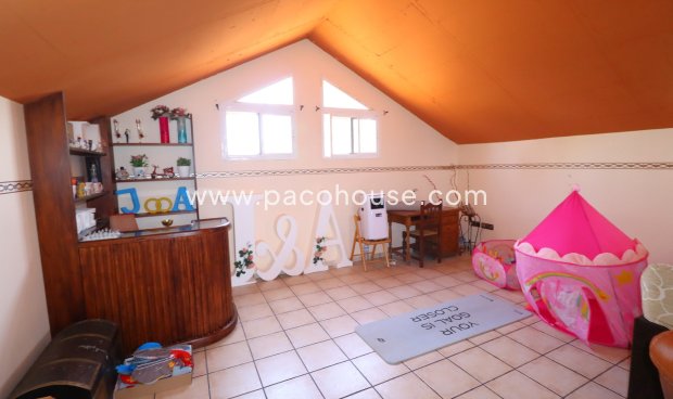 Resale - Villa -
Lorca