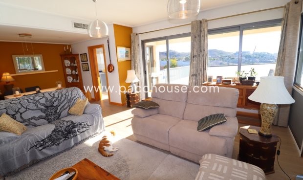Resale - Villa -
Aledo