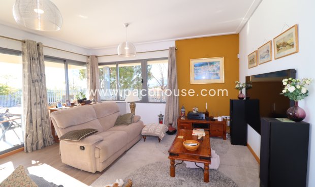 Resale - Villa -
Aledo