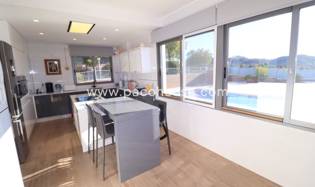 Resale - Villa -
Aledo