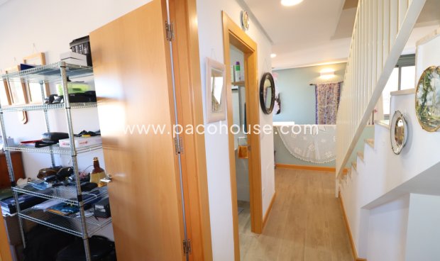 Resale - Villa -
Aledo