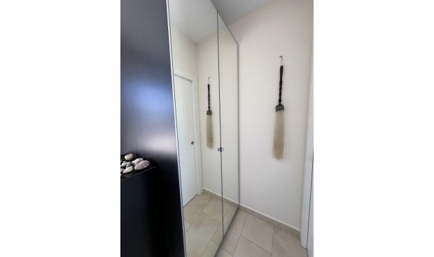 Reventa - Villa -
La Parroquia