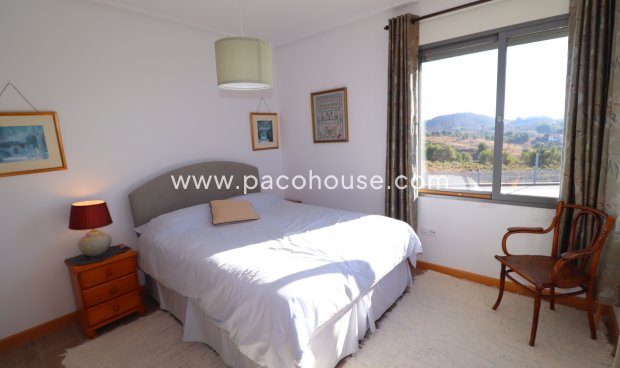 Resale - Villa -
Aledo