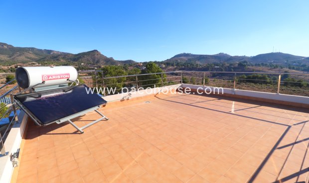 Resale - Villa -
Aledo