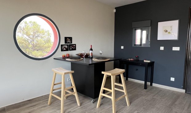 Reventa - Villa -
La Parroquia