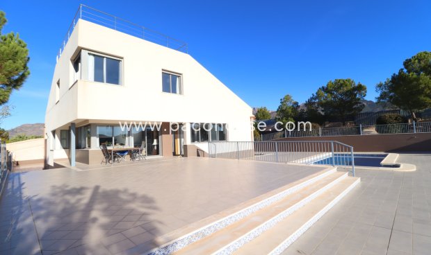 Resale - Villa -
Aledo