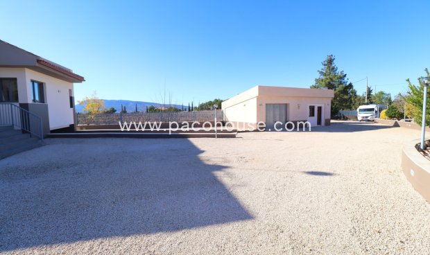 Resale - Villa -
Aledo