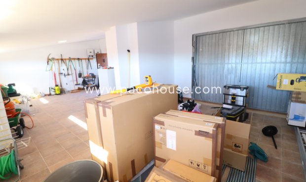 Resale - Villa -
Aledo