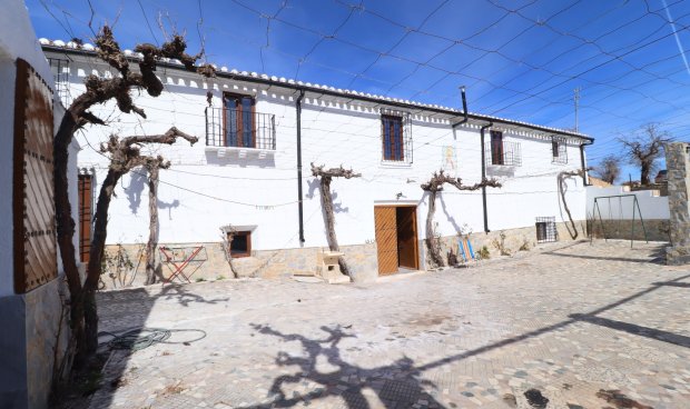 Resale - Cortijo -
Chirivel