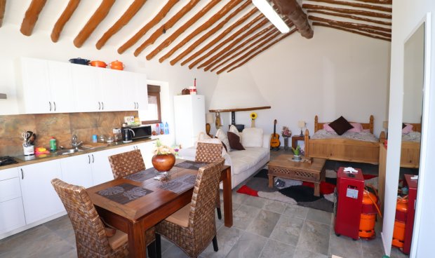 Resale - Cortijo -
Chirivel