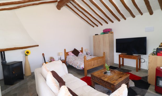 Resale - Cortijo -
Chirivel