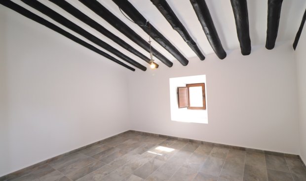 Resale - Cortijo -
Chirivel