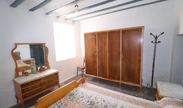 Resale - Cortijo -
Chirivel