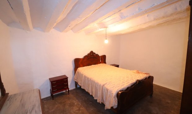 Resale - Cortijo -
Chirivel