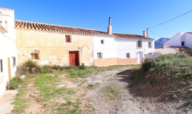 Resale - Cortijo -
Chirivel