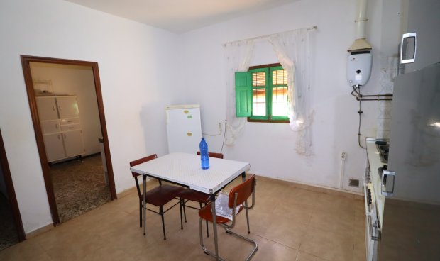 Resale - Country House -
Lorca