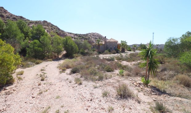 Resale - Country House -
Aguilas