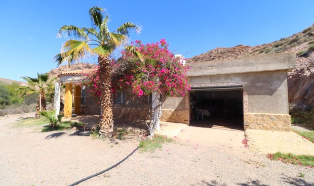 Resale - Country House -
Aguilas