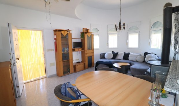 Resale - Country House -
Aguilas