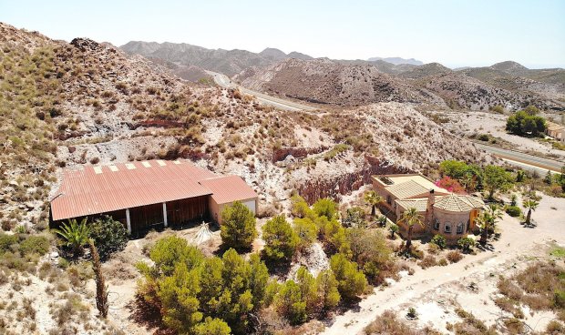 Resale - Country House -
Aguilas