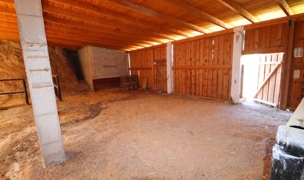 Resale - Country House -
Aguilas