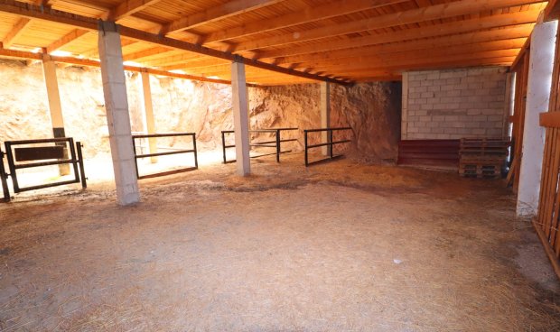 Resale - Country House -
Aguilas