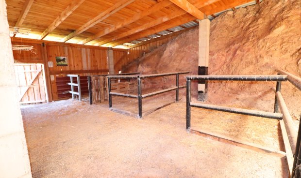 Resale - Country House -
Aguilas