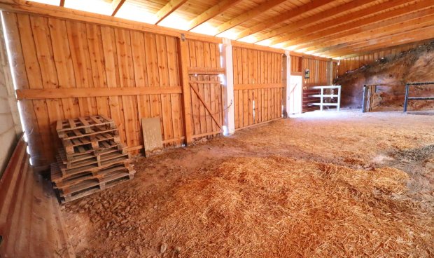 Resale - Country House -
Aguilas