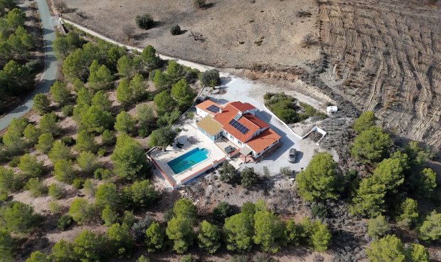 Resale - Villa -
Zarzalico