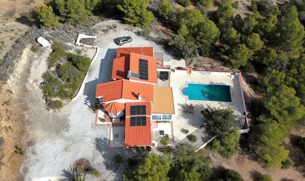 Resale - Villa -
Zarzalico