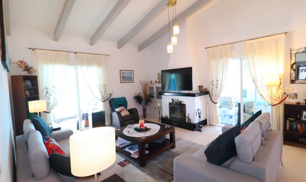 Resale - Villa -
Zarzalico