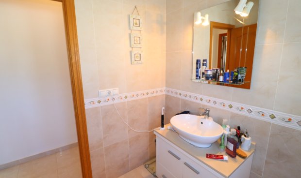 Resale - Villa -
Zarzalico