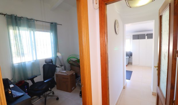 Resale - Villa -
Zarzalico