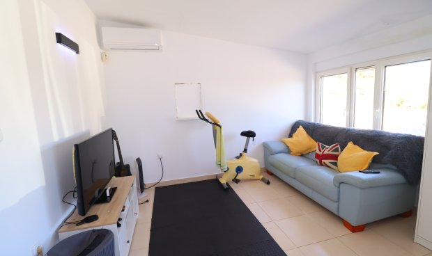 Resale - Villa -
Zarzalico