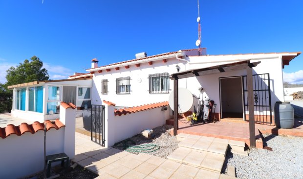 Resale - Villa -
Zarzalico