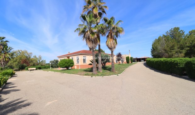 Reventa - Villa -
Lorca