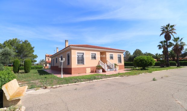 Reventa - Villa -
Lorca