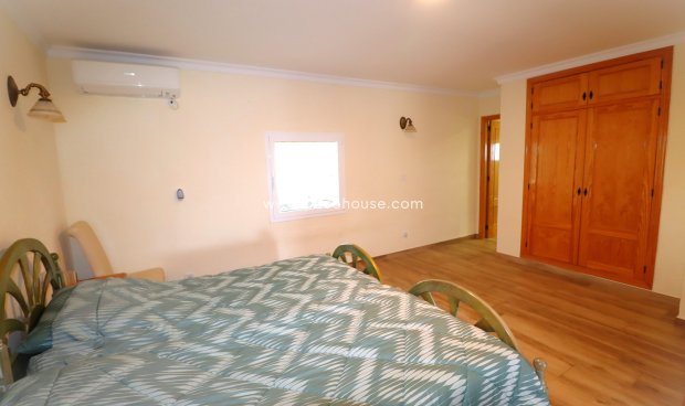 Reventa - Country House -
Zarzalico