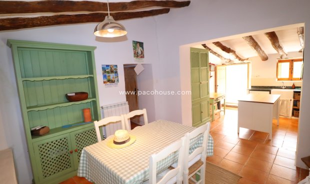 Resale - Cortijo -
La Parroquia