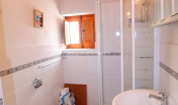 Resale - Cortijo -
La Parroquia