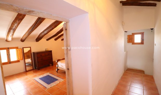 Resale - Cortijo -
La Parroquia