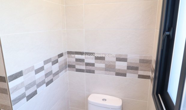 Resale - New Development -
La Parroquia