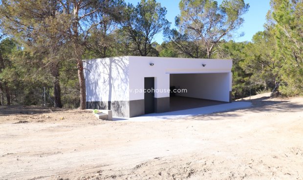 Resale - New Development -
La Parroquia