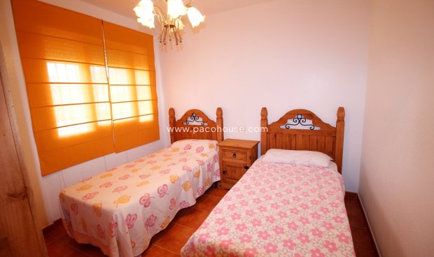 Resale - Villa -
La Parroquia