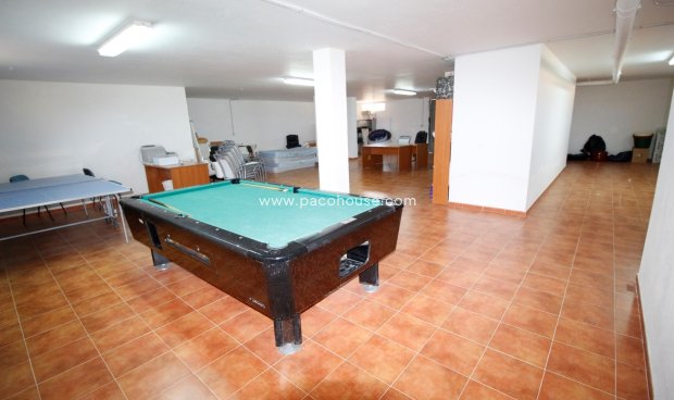 Resale - Villa -
La Parroquia