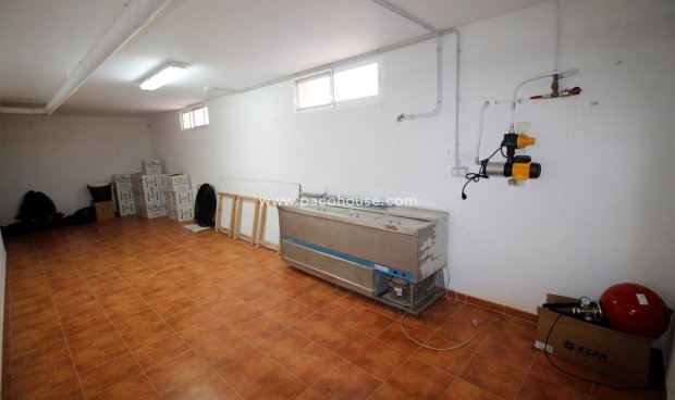 Resale - Villa -
La Parroquia