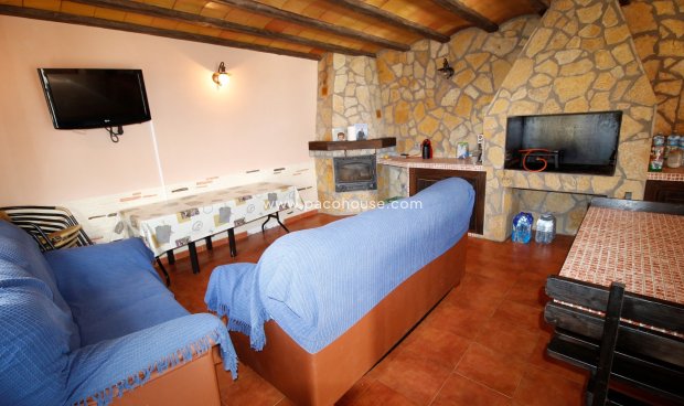 Resale - Villa -
La Parroquia