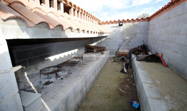 Resale - Villa -
La Parroquia