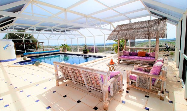 Reventa - Cortijo -
Puerto Lumbreras